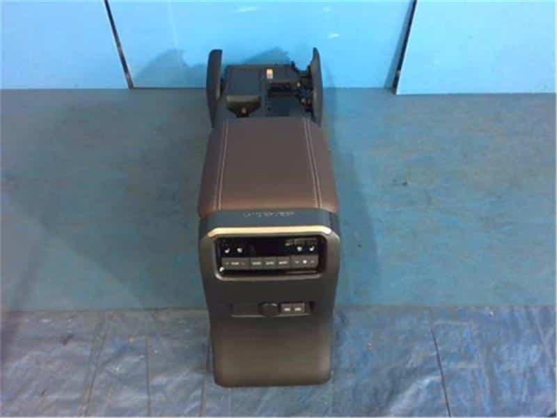 [Used]Console Box TOYOTA Landcruiser prado 2024 3DA-GDJ150W - BE ...