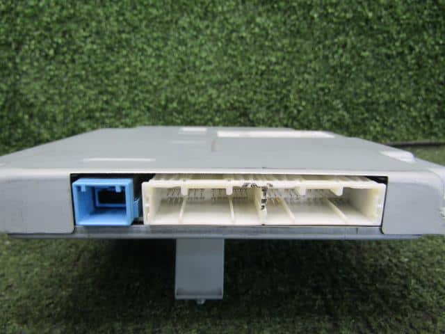 Used]Harrier AVU65W parking assist Computer 86792-48360 [S] - BE
