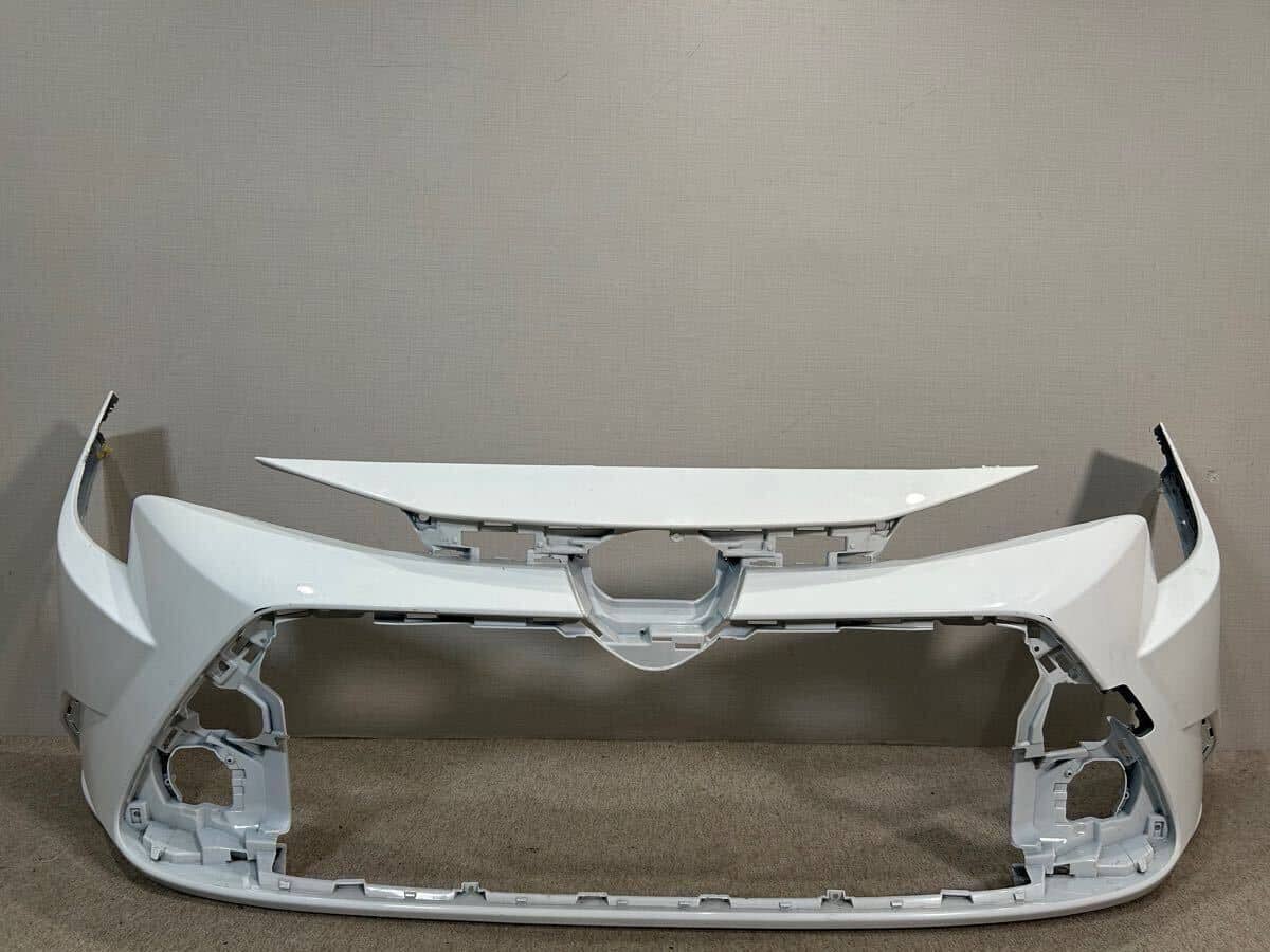 NRE210 ZRE212 ZWE211 ZWE214 カローラ 純正リアバンパーリヤ シルバー 52159-12D90 下部付 NRE210⁄ZRE212⁄ZWE211⁄ZWE214 カローラ セダン 純正 左リアドア