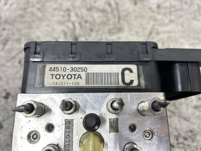 Used]ABS Actuator TOYOTA Crown 2015 AWS210 4405030250 - BE FORWARD