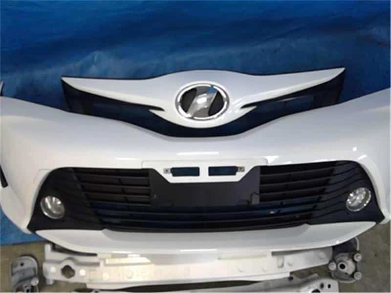Used]Front Bumper TOYOTA Vitz 2016 DBA-NSP135 5211952760A0 - BE