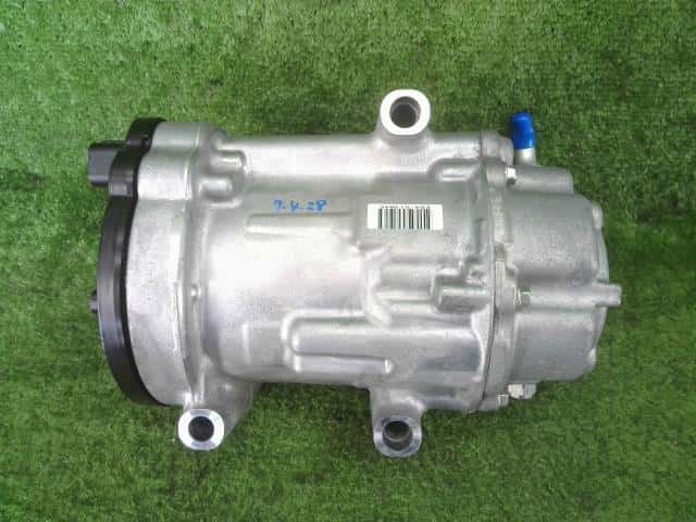Used]Lexus UX 6AA-MZAH15 air-conditioner compressor UX250H version