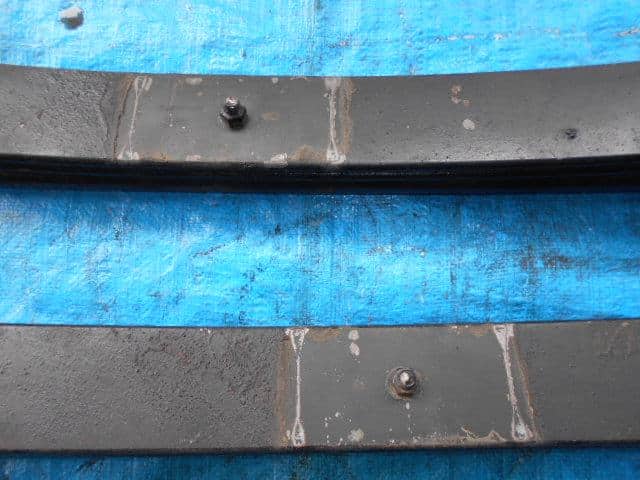 [Used]Rear Right Leaf Spring Assembly MITSUBISHI Canter 2000 KK-FD50AB ...