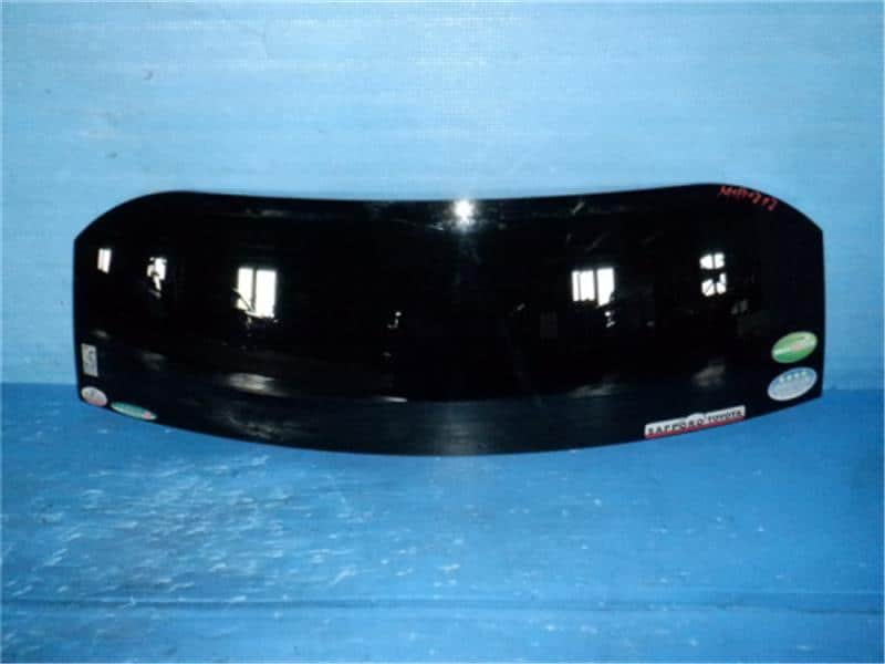 Used]Rear Window Glass TOYOTA Aqua 2014 DAA-NHP10 6810552913 - BE