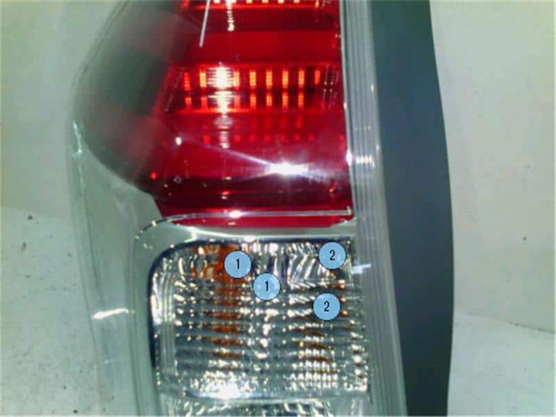 Used]Left Tail Light TOYOTA Prius Alpha 2016 DAA-ZVW40W 8156147252
