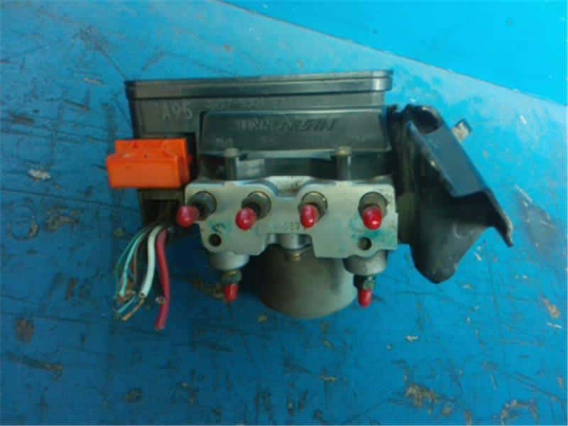 [Used]ABS Control Module HONDA Life 2003 UA-JB5 57110SFA951 - BE ...