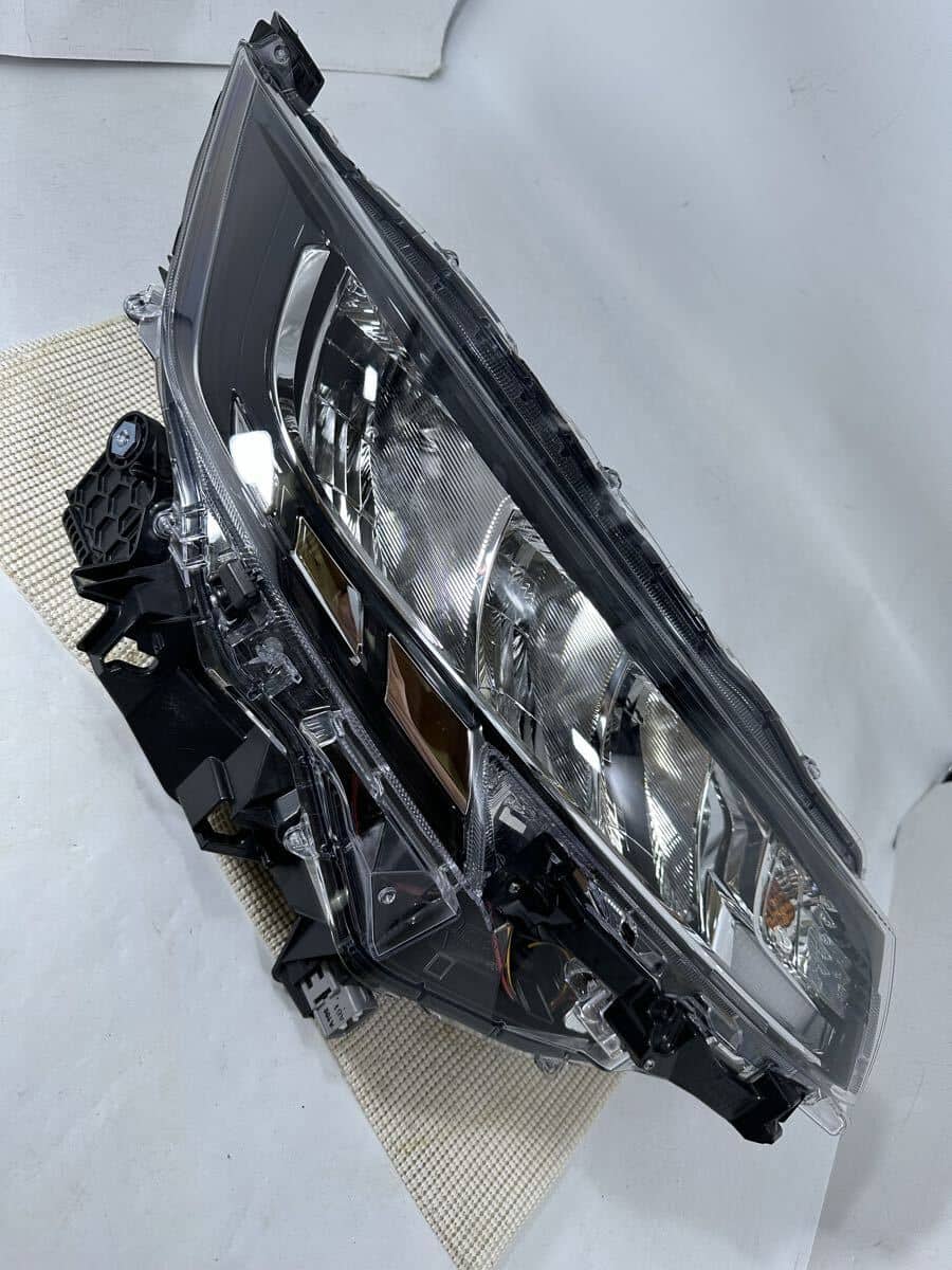 MZRA90WヴォクシーモデリスタシグネチャーイルミグリルMSD12-28001 MZRA90WヴォクシーモデリスタシグネチャーイルミグリルMSD12-28001