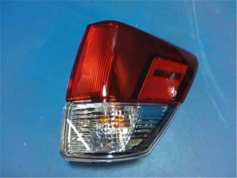 SUBARU 純正テールライト フォレスター84912SJ041 新品 SK9 3140025007956B01.jpg