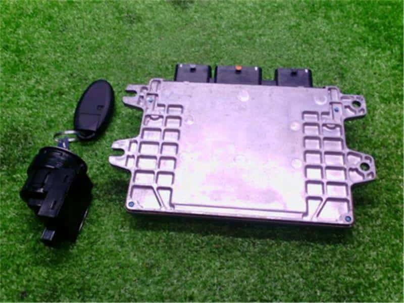 [Used]Engine Control Unit / ECU NISSAN Note 2016 DBA-E12 237033VA1A ...
