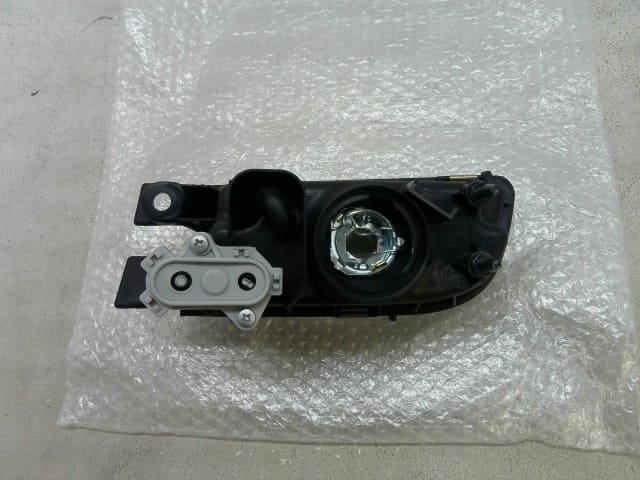 New]Right Fog Light TOYOTA Crown Comfort ABA-YXS10 8121143041 - BE