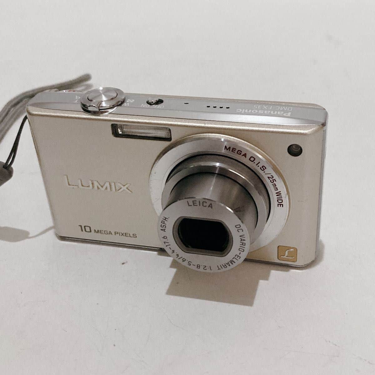 Used]Panasonic LUMIX DMC-FX35 gold compact digital camera