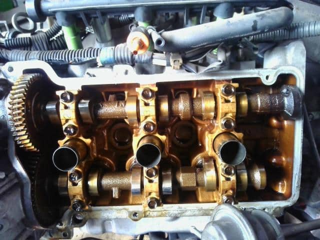 Used]EF-DET Engine DAIHATSU Hijet atrai 1999 GF-S220G