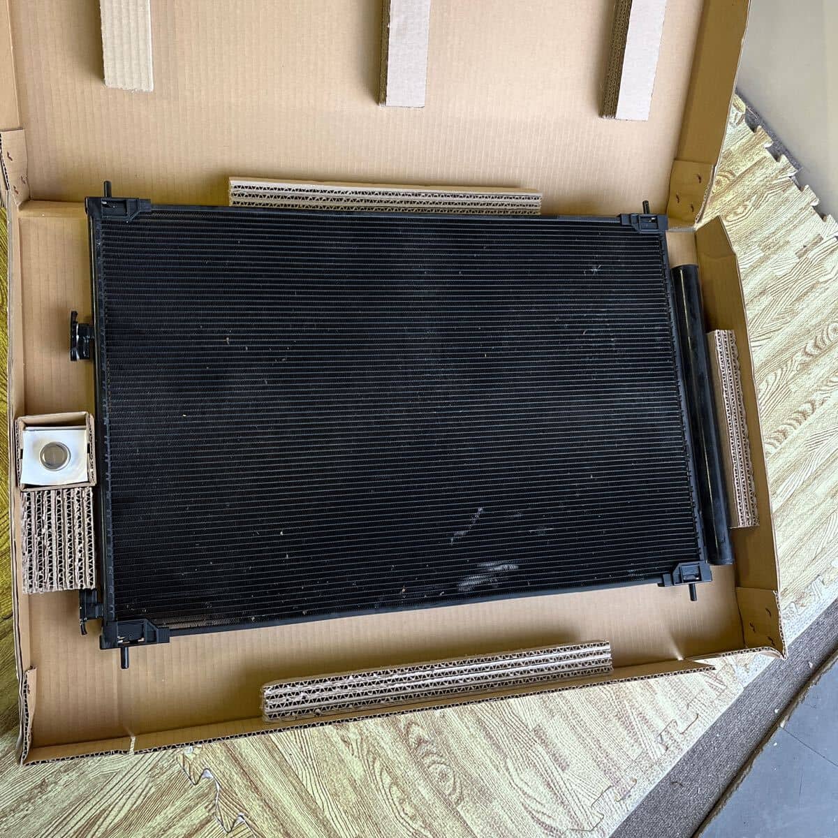 Used]Alphard GGH30W condenser [88460-58040] - BE FORWARD Auto Parts