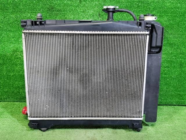 [Used]Radiator TOYOTA Probox 2019 DBE-NSP160V 1640047141 - BE FORWARD ...