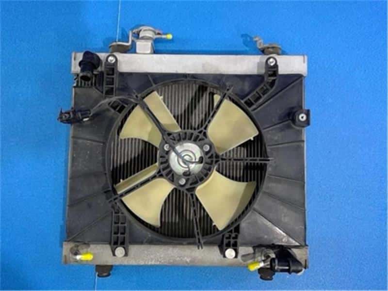 [Used]Radiator SUZUKI Every 2011 ABA-DA64W - BE FORWARD Auto Parts