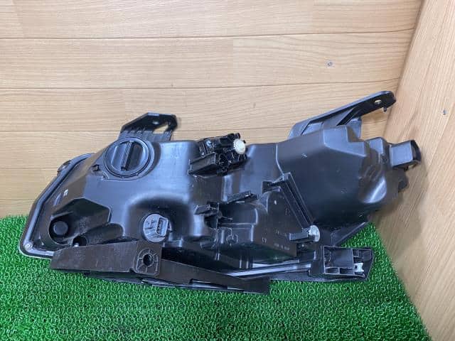Used]Right Headlight HONDA Insight 2019 6AA-ZE4 33100TXNJ01 - BE