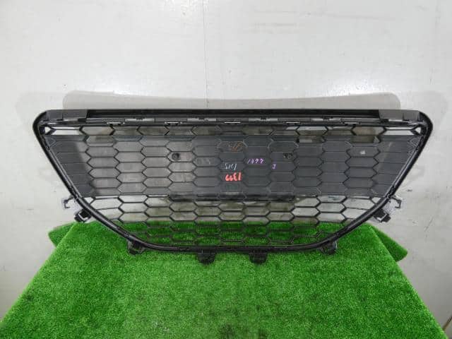Used]Radiator Grille HONDA CR-Z 2013 DAA-ZF2 71121SZTJ01 - BE