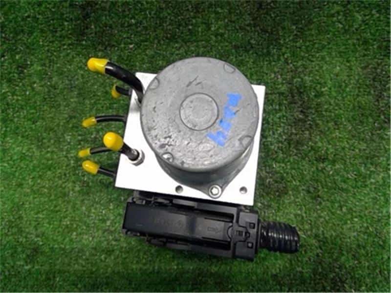 [Used]ABS Control Module TOYOTA RAV4 2019 6BA-MXAA54 - BE FORWARD Auto ...