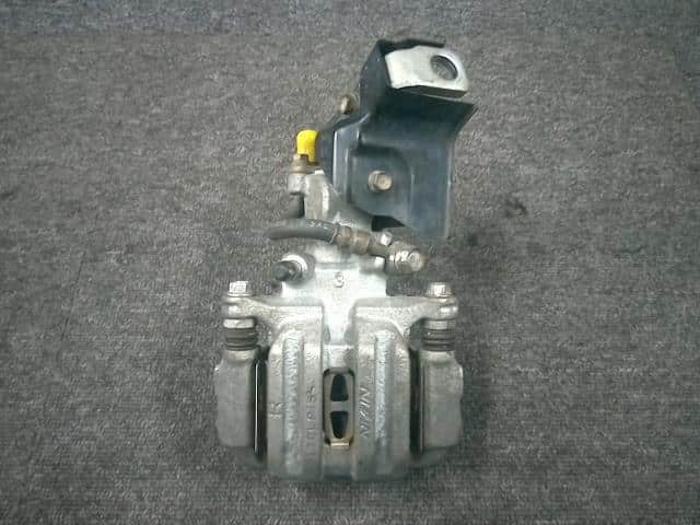 [Used]Rear Right Caliper HONDA S2000 1999 GH-AP1 43018S2A003 - BE ...
