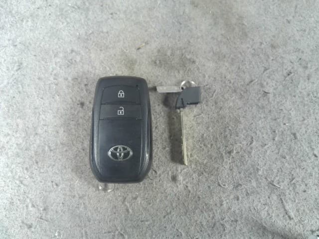 [Used]Keyless Entry Remote Control Key TOYOTA Prius 2023 6AA-ZVW60 ...
