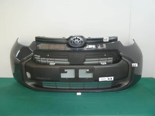 Used]Front Bumper TOYOTA Sienta 2022 5BA-MXPC10G 521195C967B1 - BE