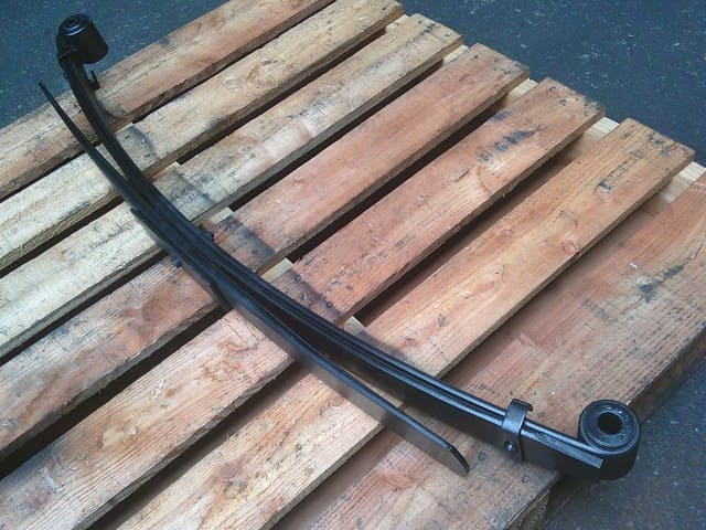 [Used]Rear Right Leaf Spring Assembly ISUZU ELF 1994 U-NHR69C ...