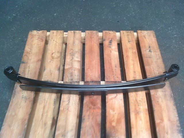 [Used]Rear Right Leaf Spring Assembly ISUZU ELF 1994 U-NHR69C ...