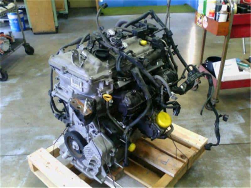 [Used]2ZRFXE Engine TOYOTA Voxy 2016 DAA-ZWR80G - BE FORWARD Auto Parts