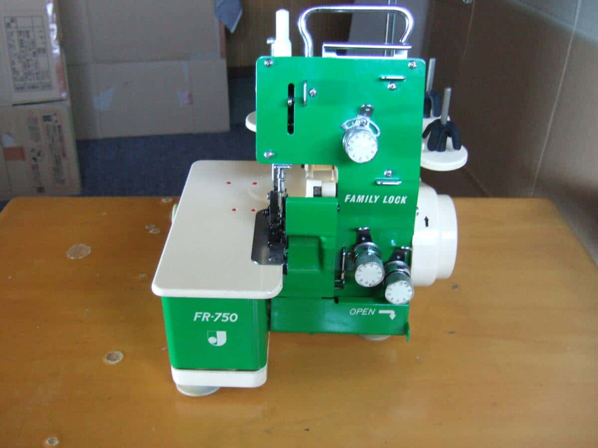 JANOME ◇ JANOME FAMILY LOCK FR-750 ジャノメ ファミリーロック 3本