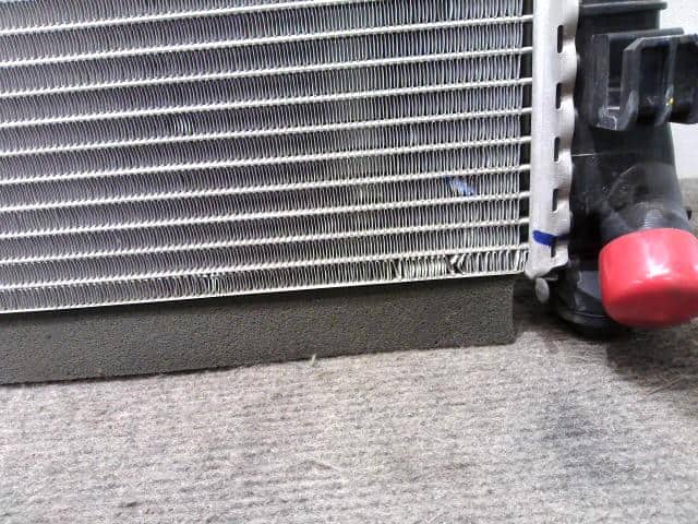 [Used]Radiator NISSAN Note 2016 DBA-E12 214103VS2A - BE FORWARD Auto Parts