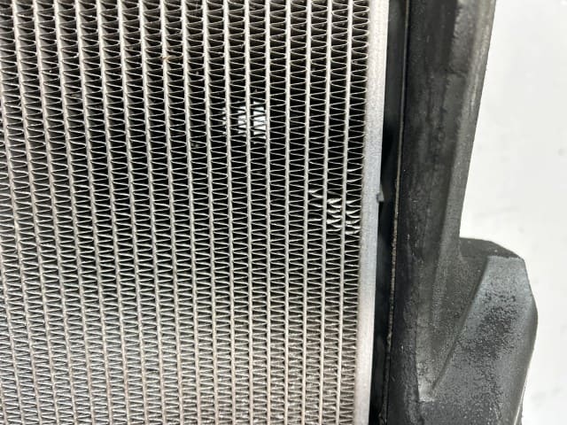[Used]Radiator Mitsubishi Fuso Canter 2013 FDA00 ME418718 - BE FORWARD ...