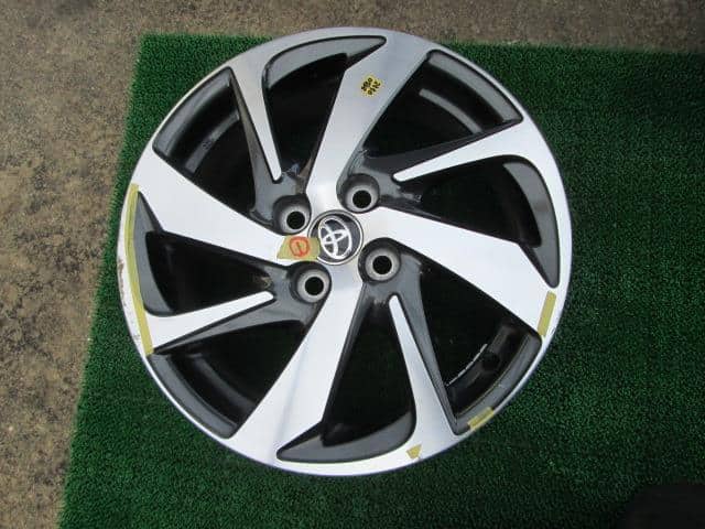 [Used]Wheel TOYOTA Aqua 2018 DAA-NHP10H - BE FORWARD Auto Parts