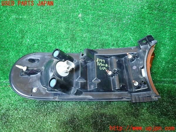 Used]1UPJ-31971162]FJ cruiser (GSJ15W) Left blinker lens - BE