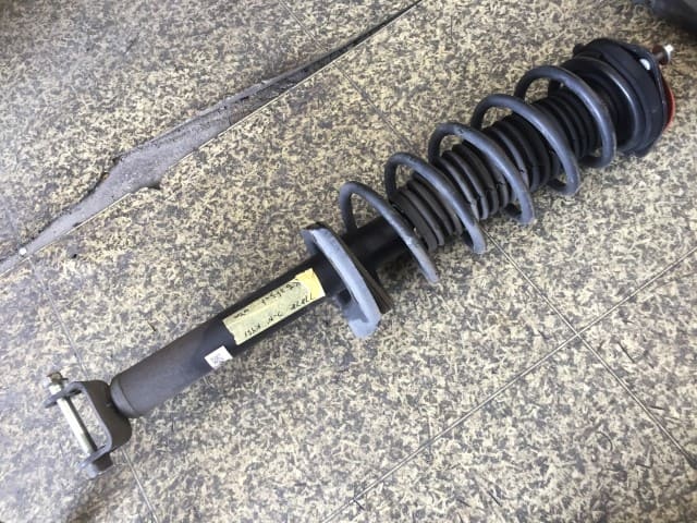 [Used]Rear Right Strut NISSAN Fuga 2013 DBA-KY51 - BE FORWARD Auto Parts