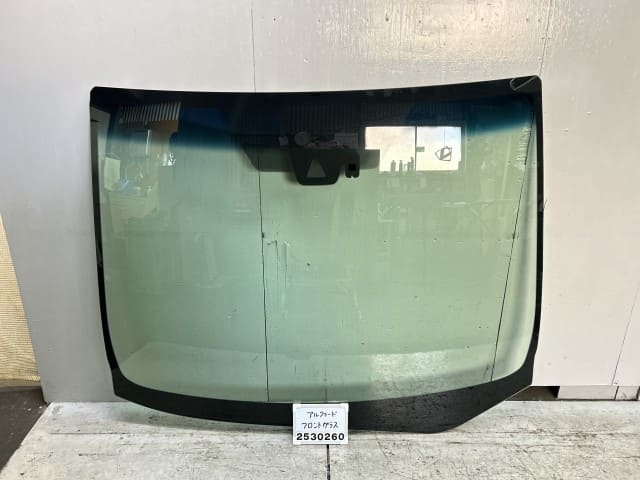 Used]Front Windshield TOYOTA Alphard 2021 GGH30W 5610158631 - BE