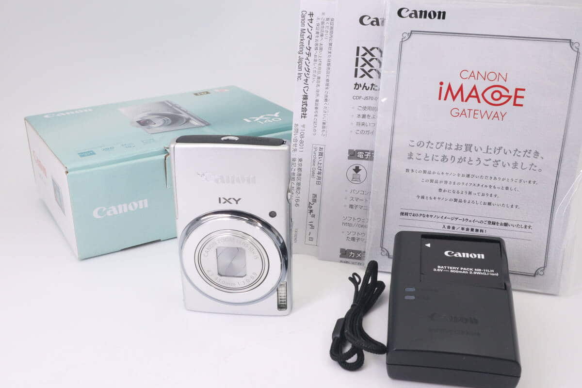 Used]Canon Canon CANON IXY140 compact digital camera silver 