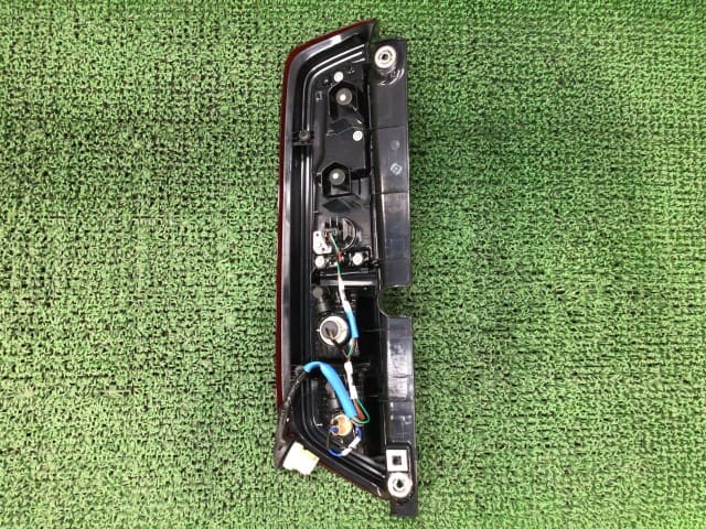 Used]Right Tail Light SUZUKI Spacia 2025 5AA-MK94S 3565053U00 - BE