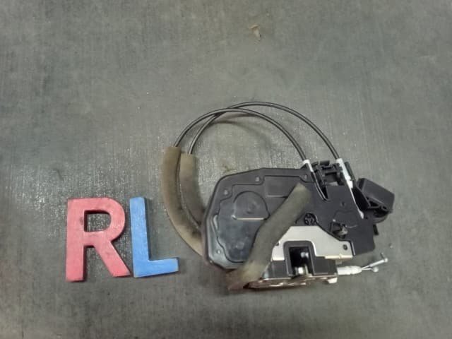 Used]Rear Left Door Lock Actuator NISSAN X-Trail 2009 DBA-NT31