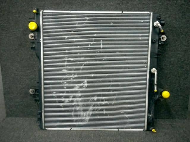 [Used]Radiator TOYOTA Landcruiser prado 2015 LDA-GDJ150W 1640030350 ...