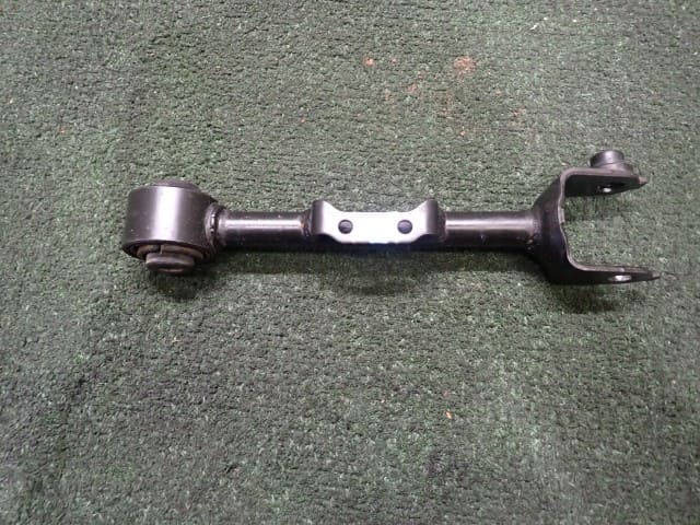 [Used]Rear Right Upper Control Arm HONDA Odyssey 2010 DBA-RB3 ...