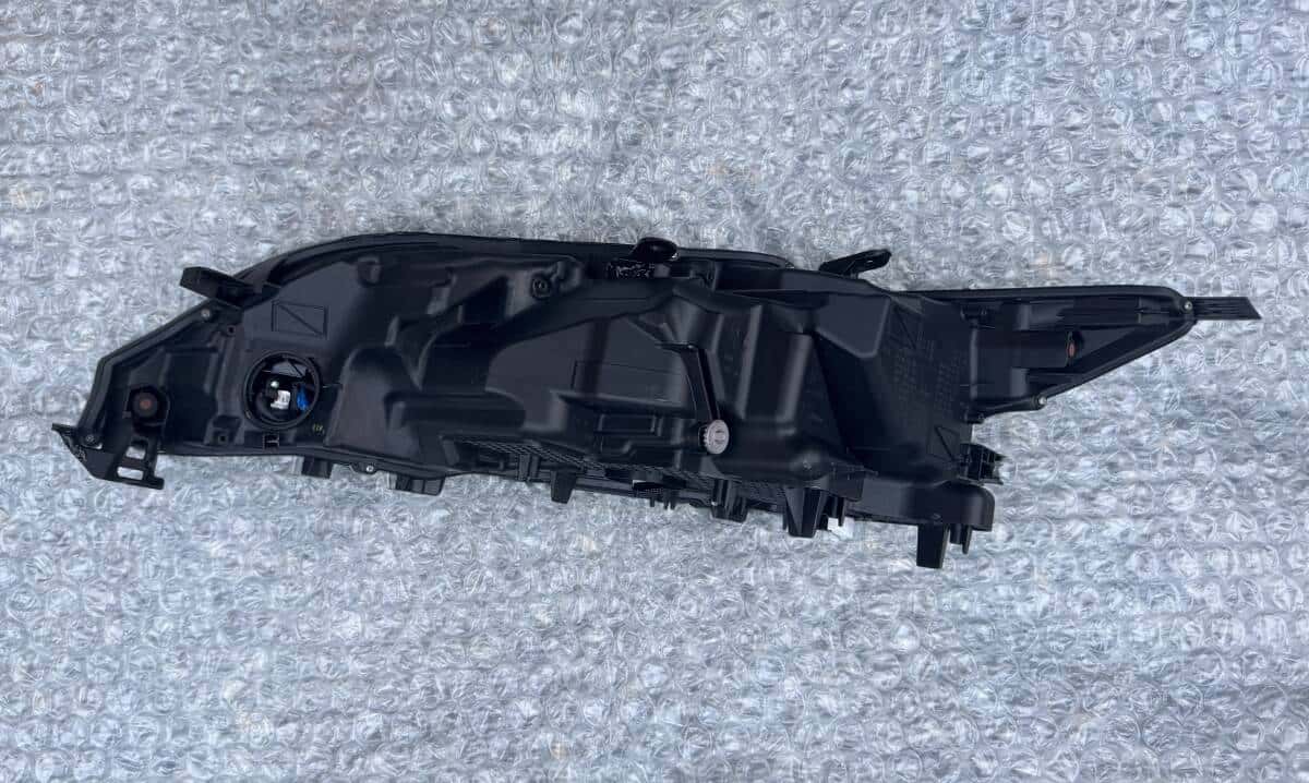 Used]Lens beautiful Harrier 60 HARRIER Late Model 3 eyes LED