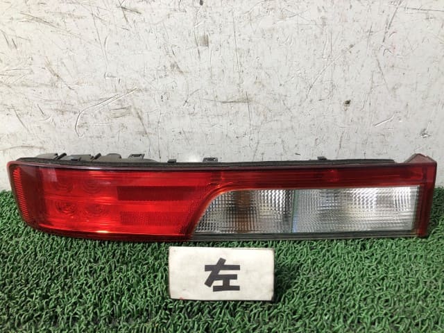 DA17W スズキ DA17Wエブリィ左中古テールランプ エブリィワゴン