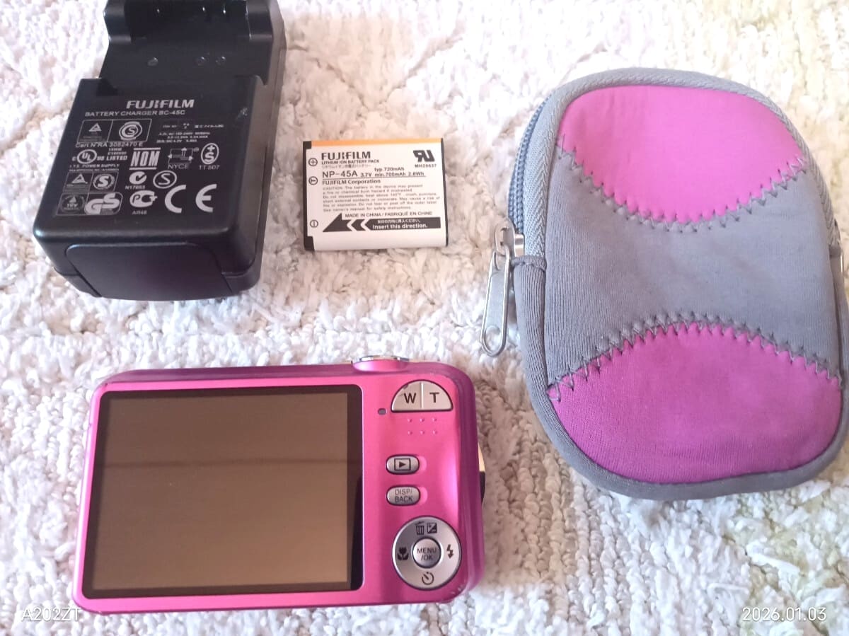 Used]FUJIFILM FinePix JZ250 compact digital camera Good Condition 