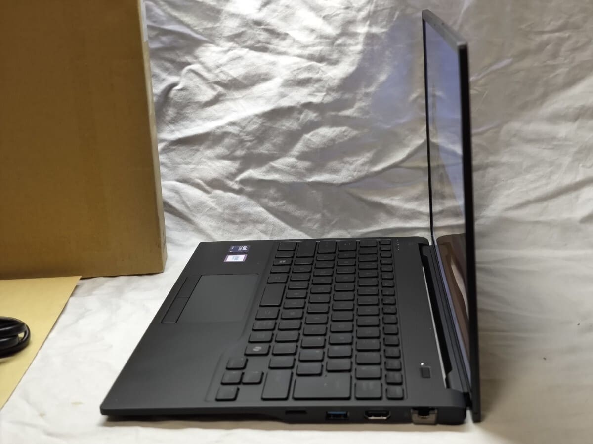 New]FUJITSU FMV ZERO LIFEBOOK WU5/J3 Core Ultra 5 125 U DDR5 16GB