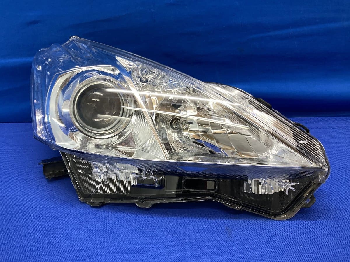 Used]Toyota Prius αZVW41 Right headlight KOITO 47-41 Halogen Early Model  carved seal: 2 [L-0175] - BE FORWARD Auto Parts