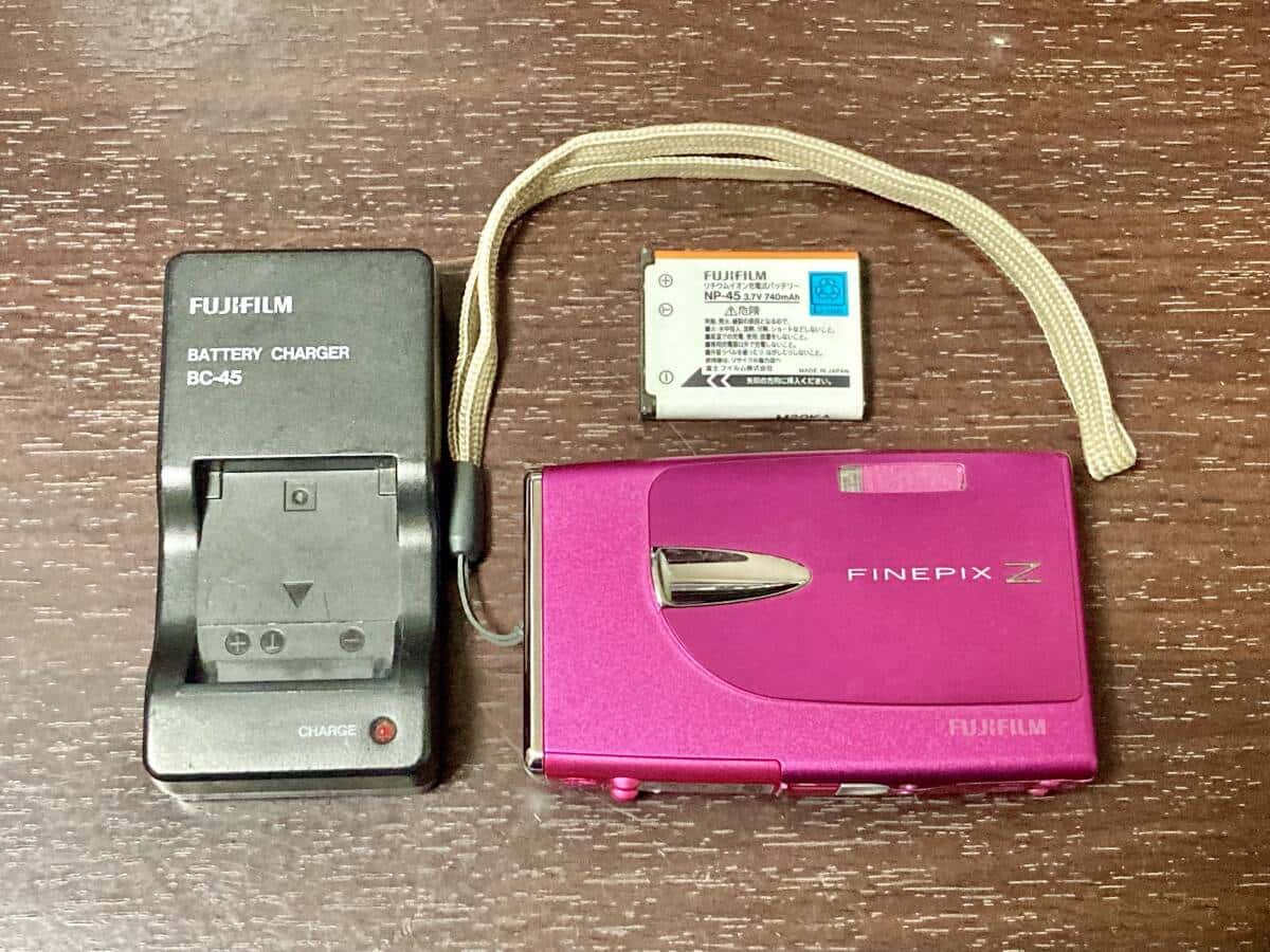 Used]The FUJIFILM digital camera FinePix Z20fd masterpiece compact