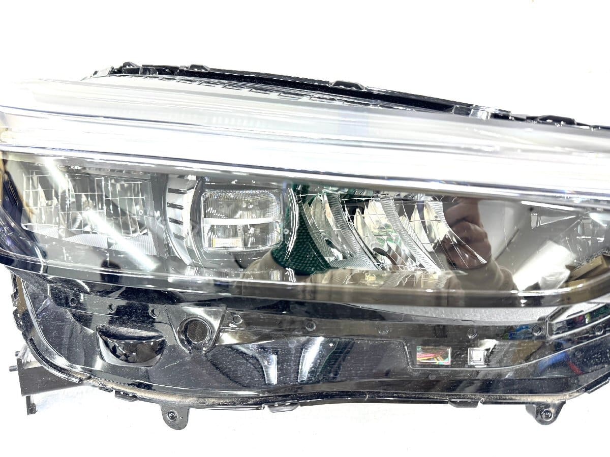 RV5 RV6 ヴェゼル e:HEV LED左ヘッドライト左ライト 左 左側 STANLEY