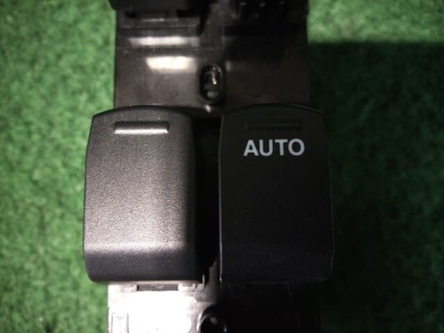 Used]Swift DAA-ZD53S power wind Power Window Switch ZMV - BE
