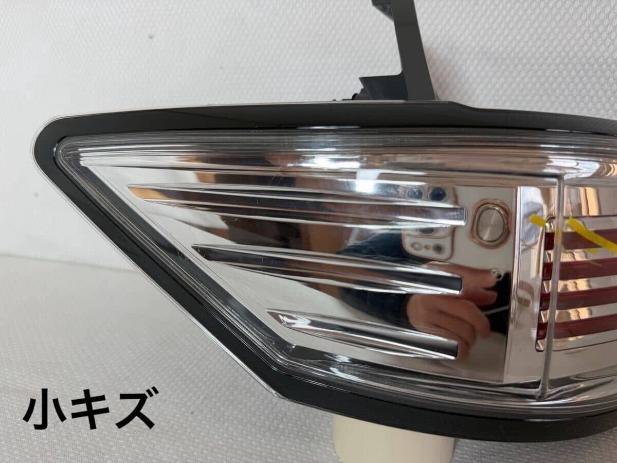 Used]757. ELGRAND TE52 E52 medium-term Left Tail Light STANLEY