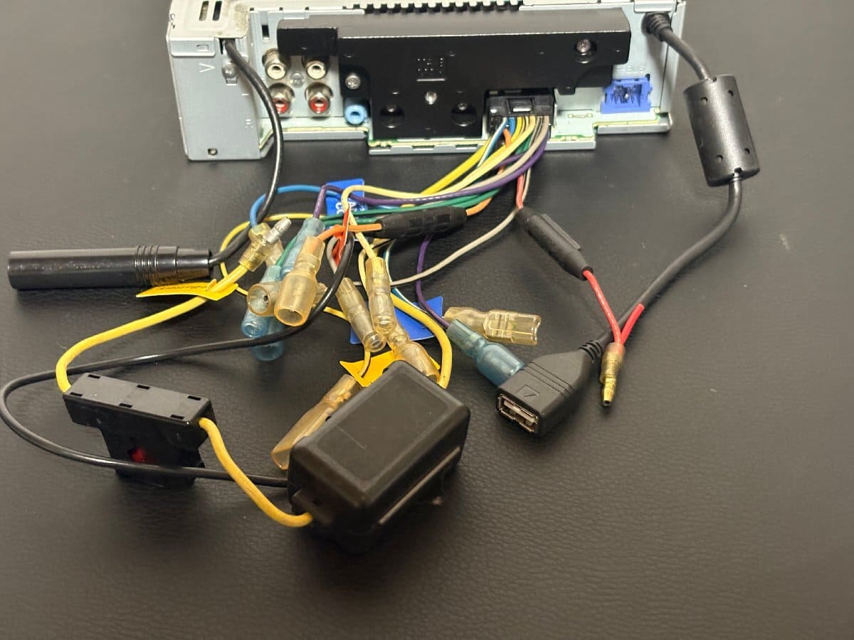 カロッツェリア DEH-P620 CD USB AUX 1DIN CDデッキ 動作確認済